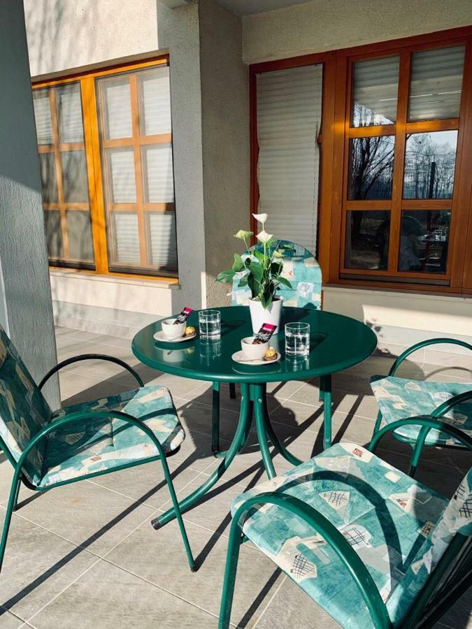 Apartma Spelca Banovci Exterior foto