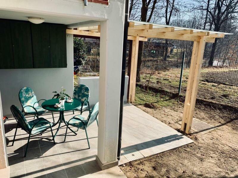 Apartma Spelca Banovci Exterior foto